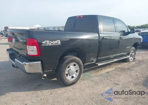 2022 Ram 2500 Tradesman z USA, uszkodzony, nr VIN 3C6UR5CJ6NG394123